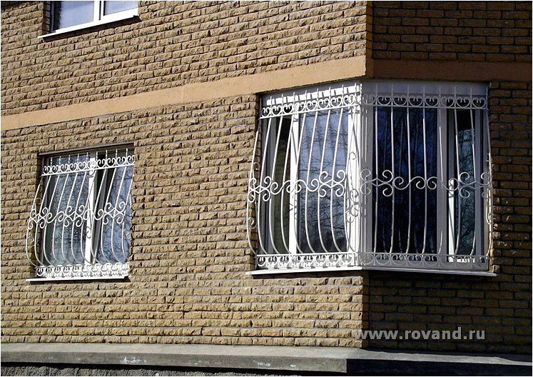 Кованые решетки на окна № 14